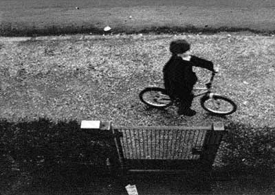 Bicicleta (realizada en Padova, Italia en 1999), de Illya Alvarado.