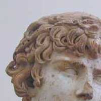Detalle de Antinoos, Museo de Delfos.