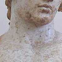 Detalle de Antinoos, Museo de Delfos.