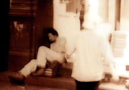 Nueva York en sepia antes de te&ntilde;irse de rojo, serie fotogr&aacute;fica de Fabio Borquez