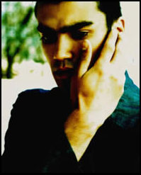 Fotografía de la serie THE MAN OF THE GARDEN, de Mariano E, Rodríguez.